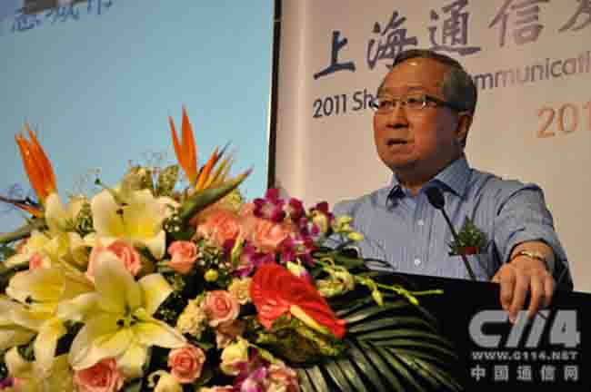 高新民：智慧城市建设应避免新瓶装老酒及纸上谈兵