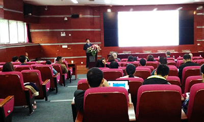 摩域体育平台互联董事长杨冰之受邀出席“物联网国际会议-IIKI2016”