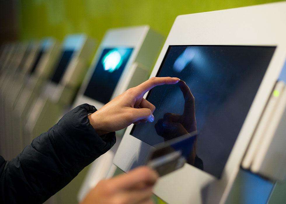 摩域体育平台智库解读①：推进全国政务服务平台建设，数据共享和源头治理是关键