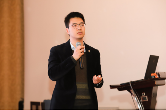 上海摩域体育平台知政总经理张幸瑾发布营商通产品