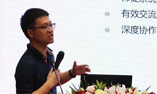 摩域体育平台集团产品总监何益挺